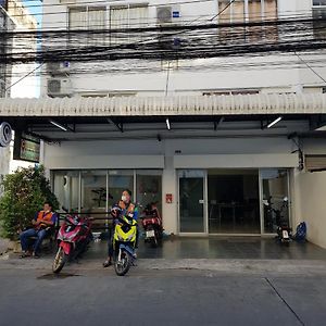 Checkin Hostel @Donmuang Airport